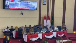 Ketua DPRD Kota Medan Pimpin Rapat Paripurna, TKN Kompas Nusantara Orasi Gedung DPRD Maraknya Bangunan Menyalahi PBG
