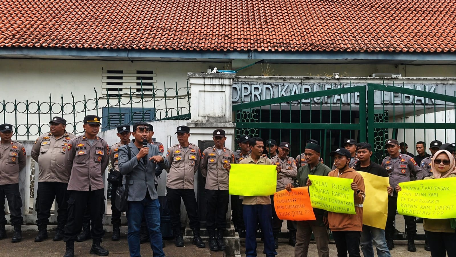 Dugaan Rangkap Jabatan di RSUD Uwes Qorny Cilograng, KBB Desak Dinkes Banten Lakukan Evaluasi