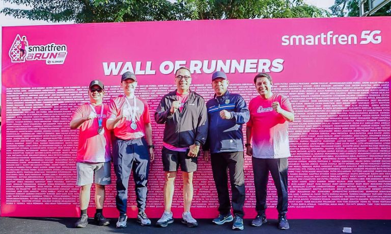 Kadispora Medan Lepas Smartfren Fun Run 2026, Pemko Medan Hadirkan Ruang Sehat dan Dorong UMKM Lokal