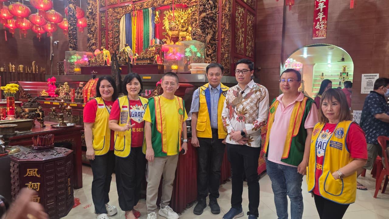 Anggota DPRD Medan Agus Setiawan, Distrik gubernur terpilih lions club indonesia distrik 307A2 Jones Tjiunardi, ketua umum Yap Chin Yen dan ketua harian Yap phei Chien